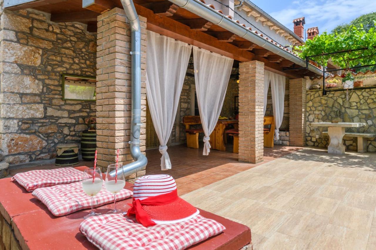 Rustic Istrian House Varesco กรินิตซา ภายนอก รูปภาพ