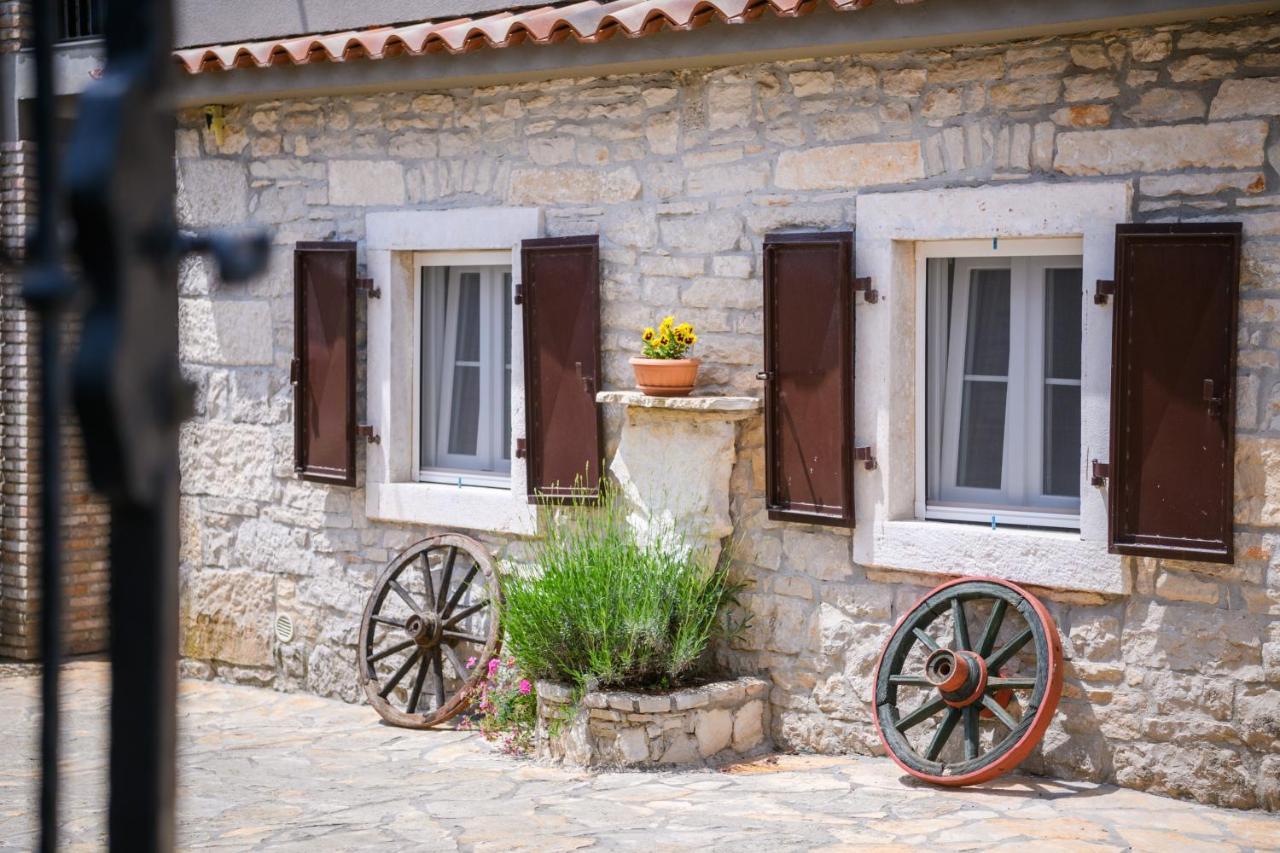 Rustic Istrian House Varesco กรินิตซา ภายนอก รูปภาพ