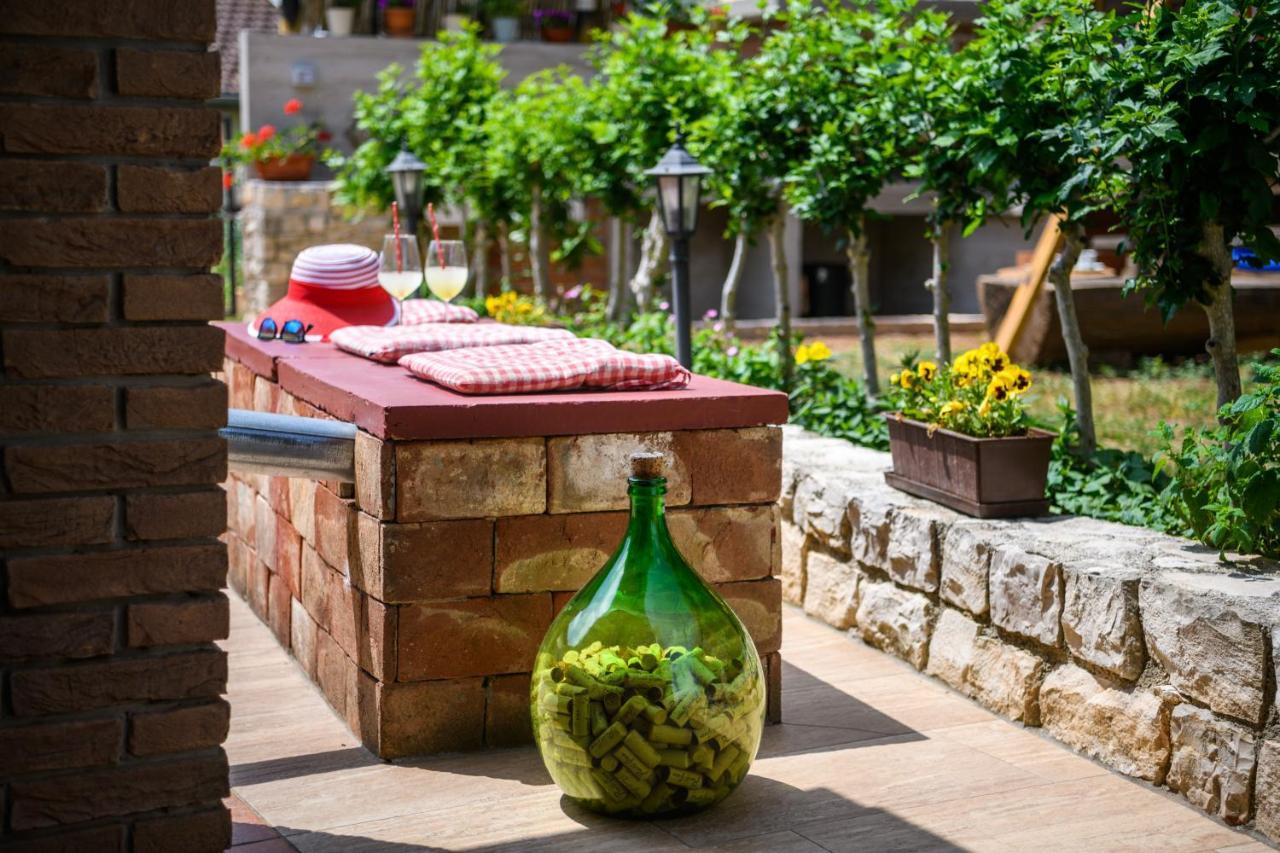 Rustic Istrian House Varesco กรินิตซา ภายนอก รูปภาพ