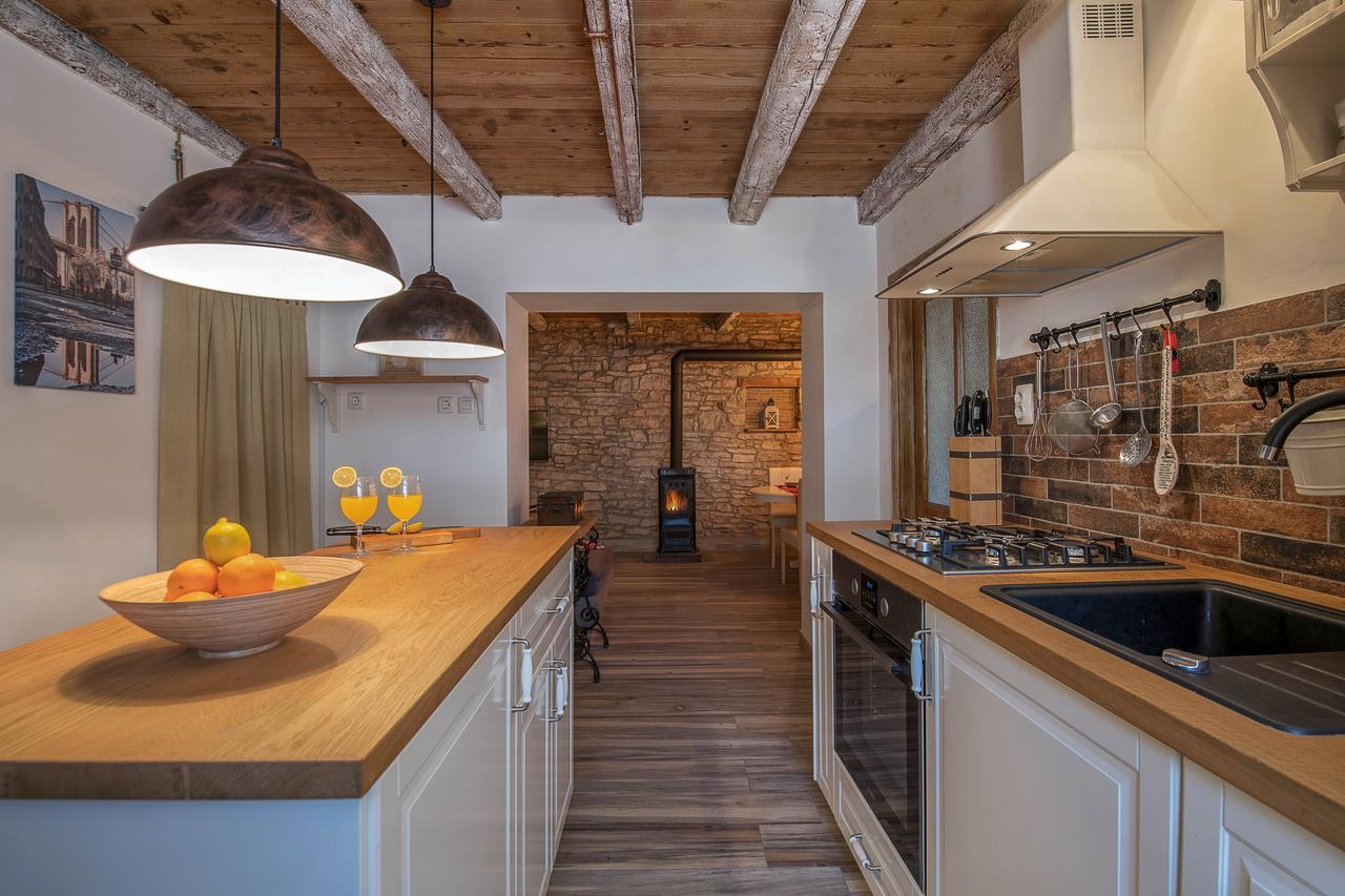 Rustic Istrian House Varesco กรินิตซา ภายนอก รูปภาพ