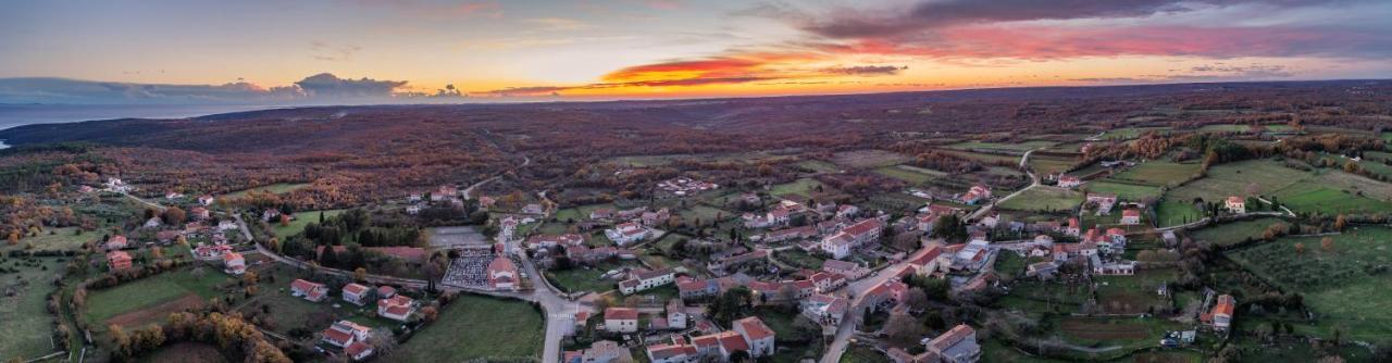 Rustic Istrian House Varesco กรินิตซา ภายนอก รูปภาพ