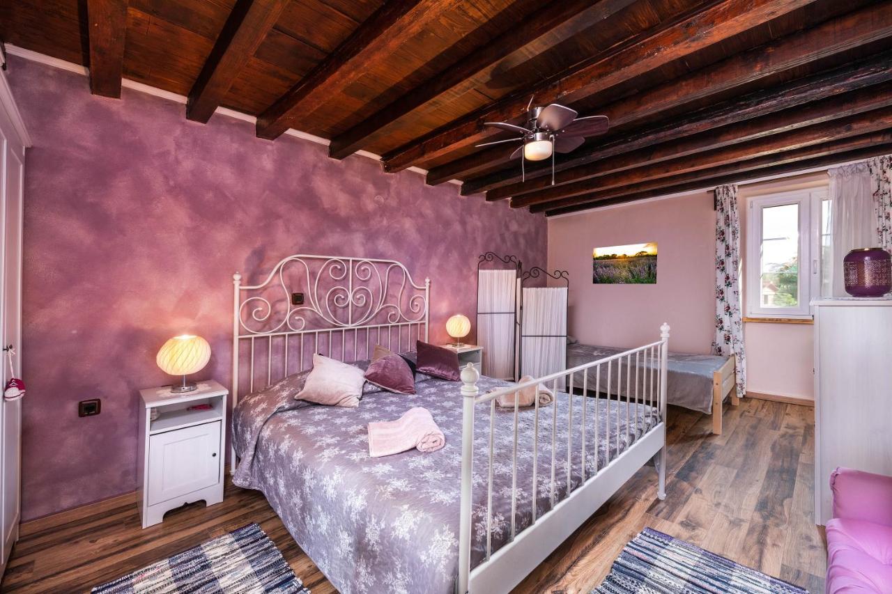 Rustic Istrian House Varesco กรินิตซา ภายนอก รูปภาพ