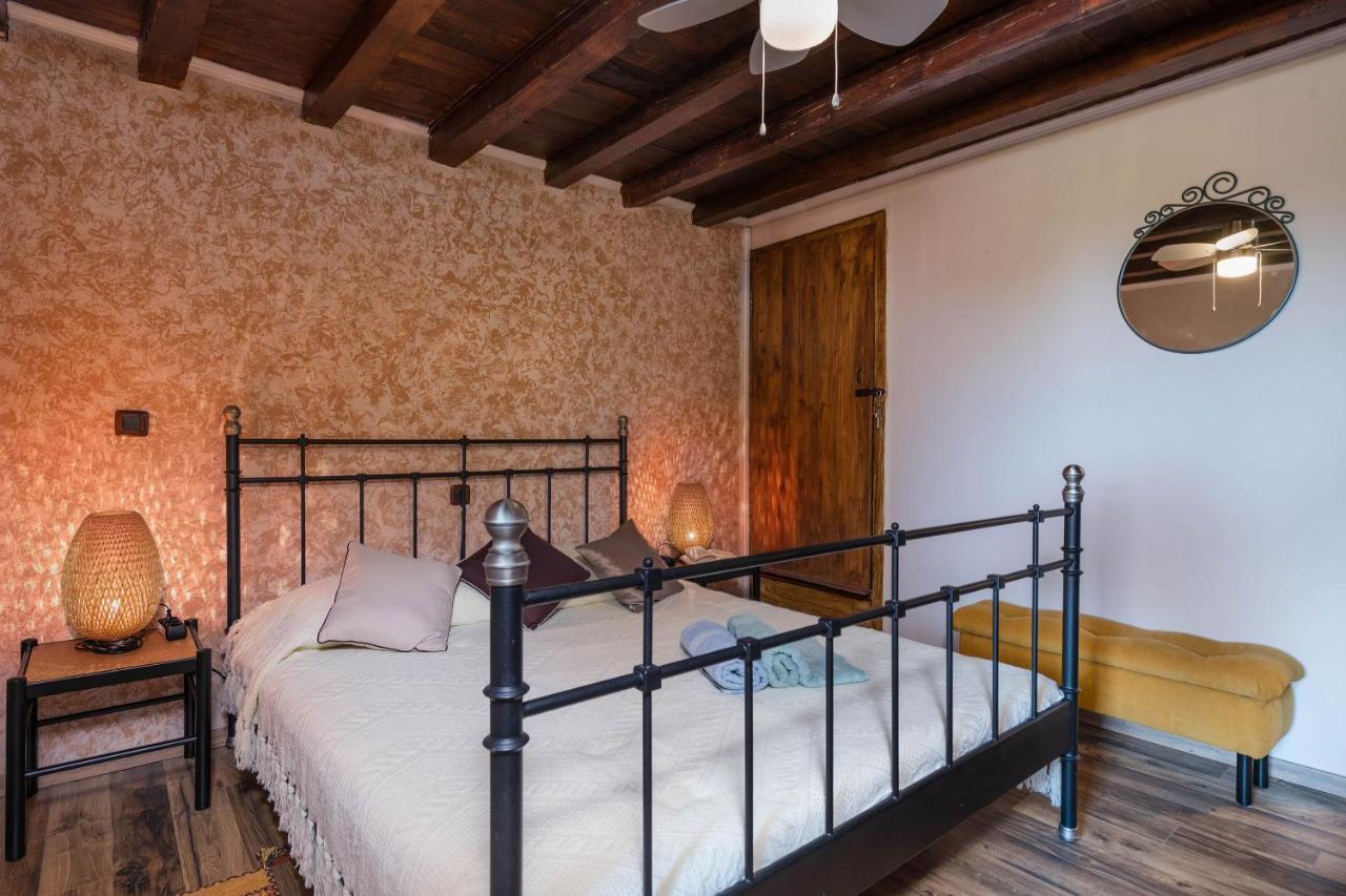 Rustic Istrian House Varesco กรินิตซา ภายนอก รูปภาพ
